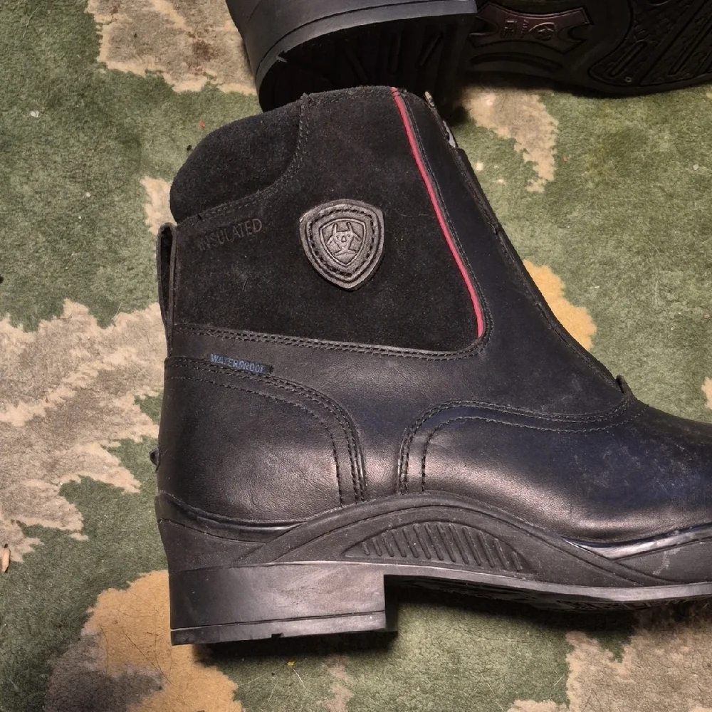 Ariat Men's Black and Red Rain Boots
